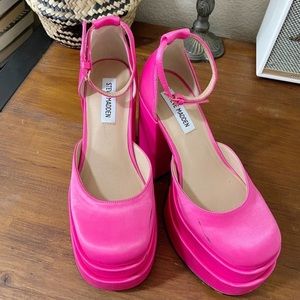 Steve Madden Pink Satin Charlize High Heel Platform Sandals Shoes Size 7